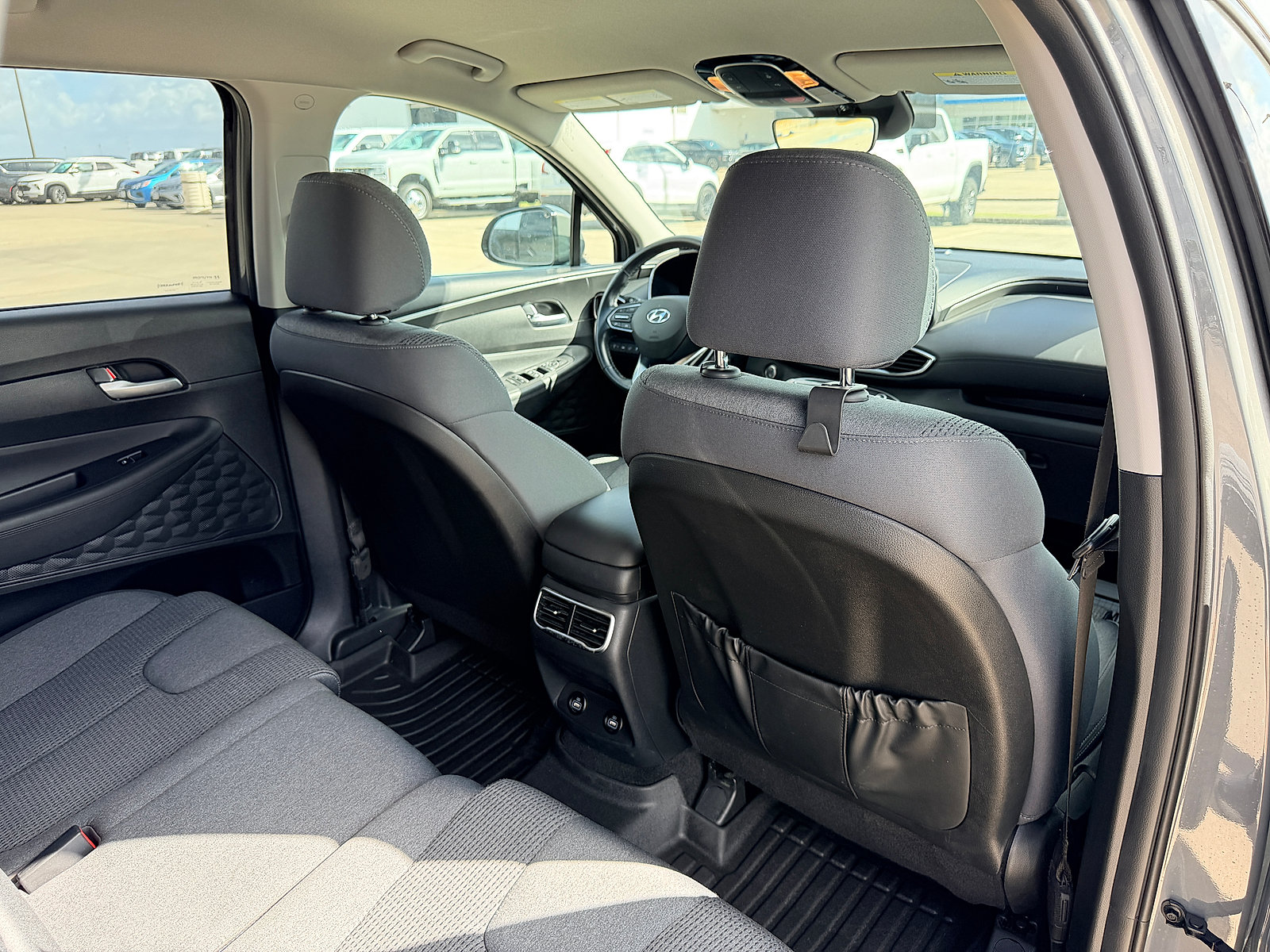 Used 2023 Hyundai Santa Fe SEL FWD image 15