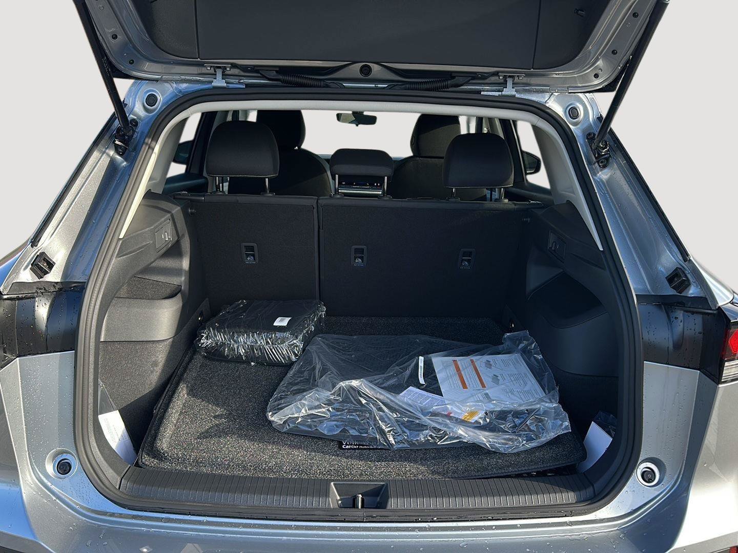 New 2026 Volkswagen Tiguan S AWD/4WD image 18