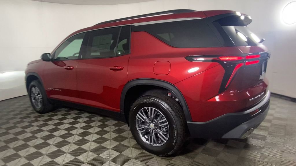 New 2026 Chevrolet Traverse LT w/ LPO, Floor Liner Package image 8