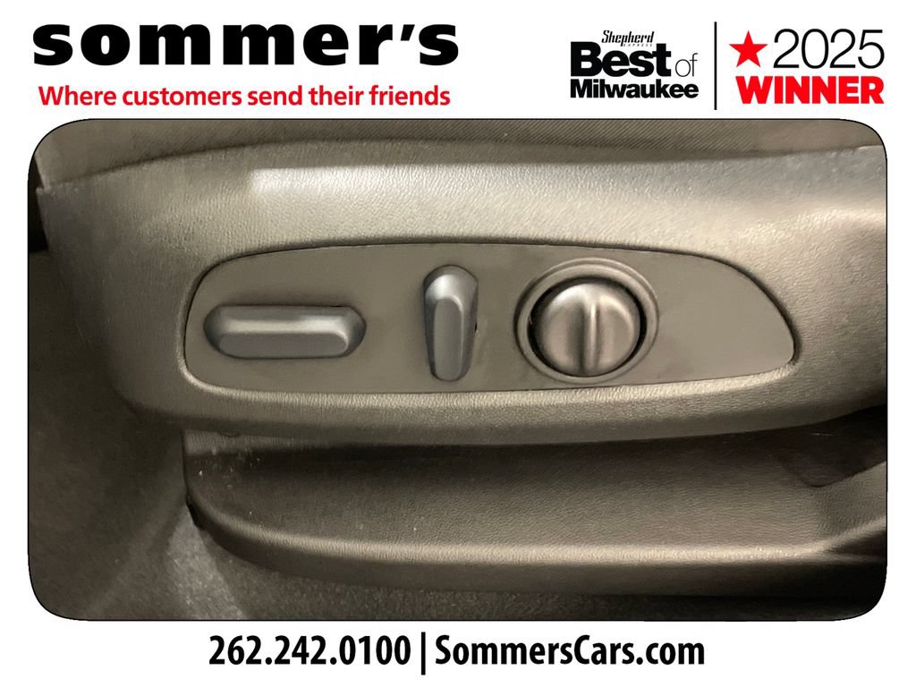 Used 2023 GMC Acadia SLE w/ Driver Convenience Package AWD/4WD image 10