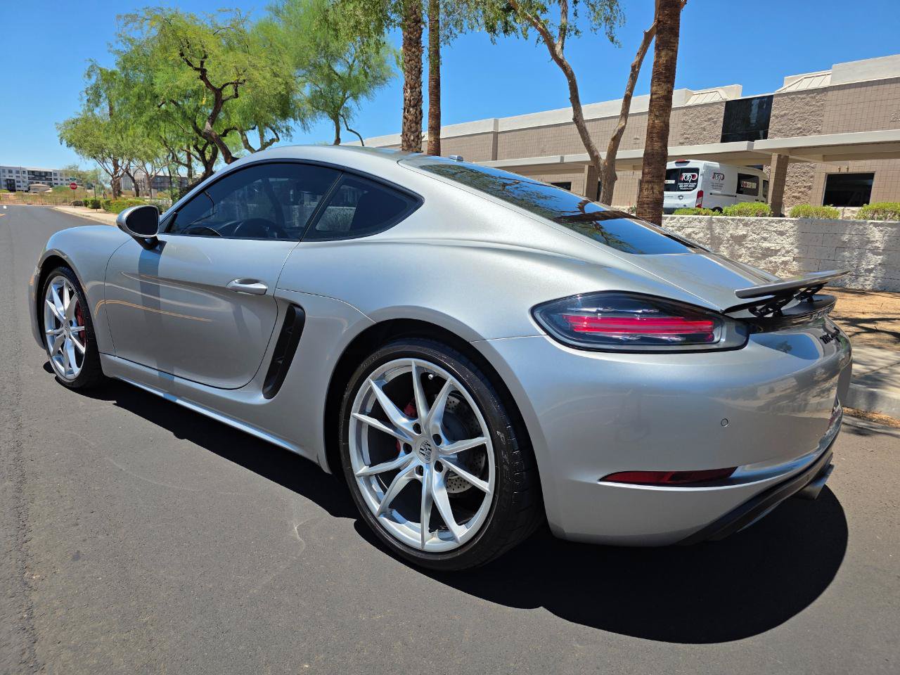 Used 2017 Porsche 718 Cayman S RWD image 5