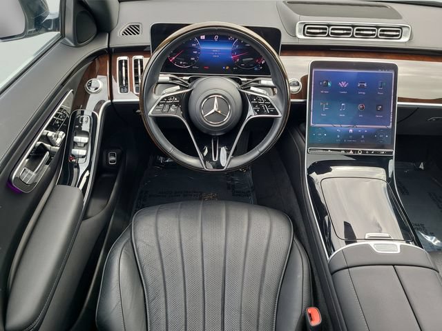 Used 2025 Mercedes-Benz S 500 4MATIC image 12