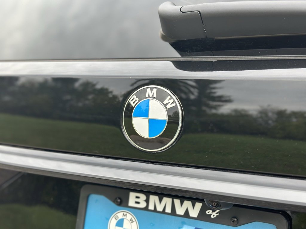 New 2026 BMW X7 M60i image 14