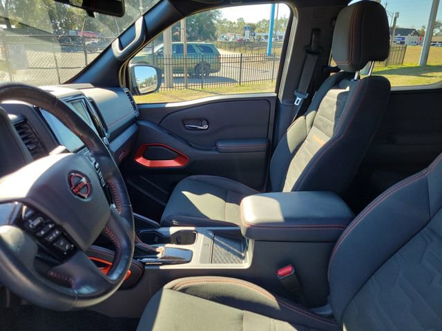 Used 2023 Nissan Frontier PRO-4X w/ Pro Convenience Package image 11
