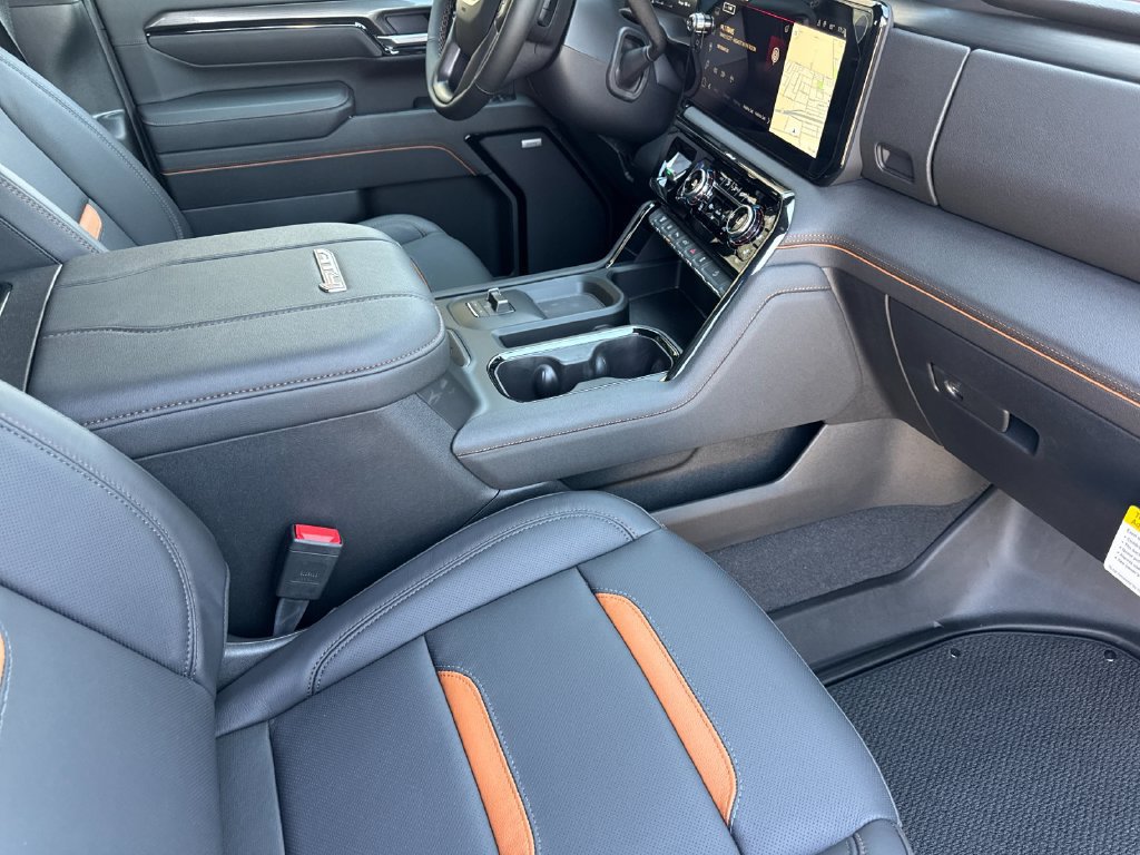 New 2026 GMC Sierra 2500 AT4 w/ AT4 Premium Plus Package AWD/4WD image 14