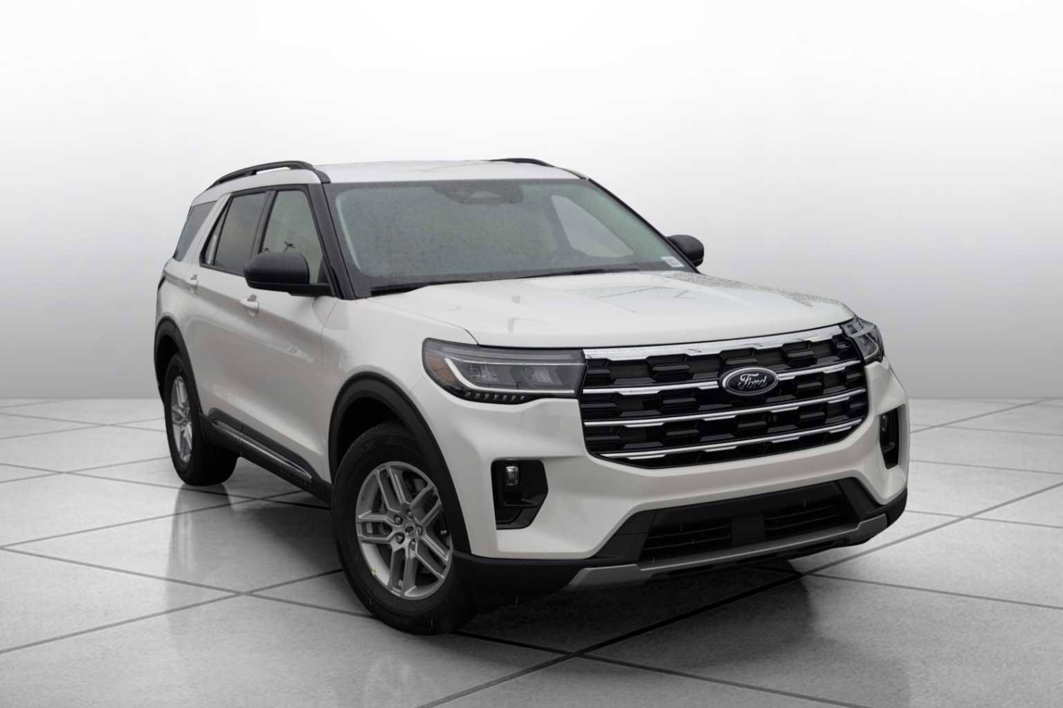 New 2025 Ford Explorer Active w/ Active Comfort Package image 12