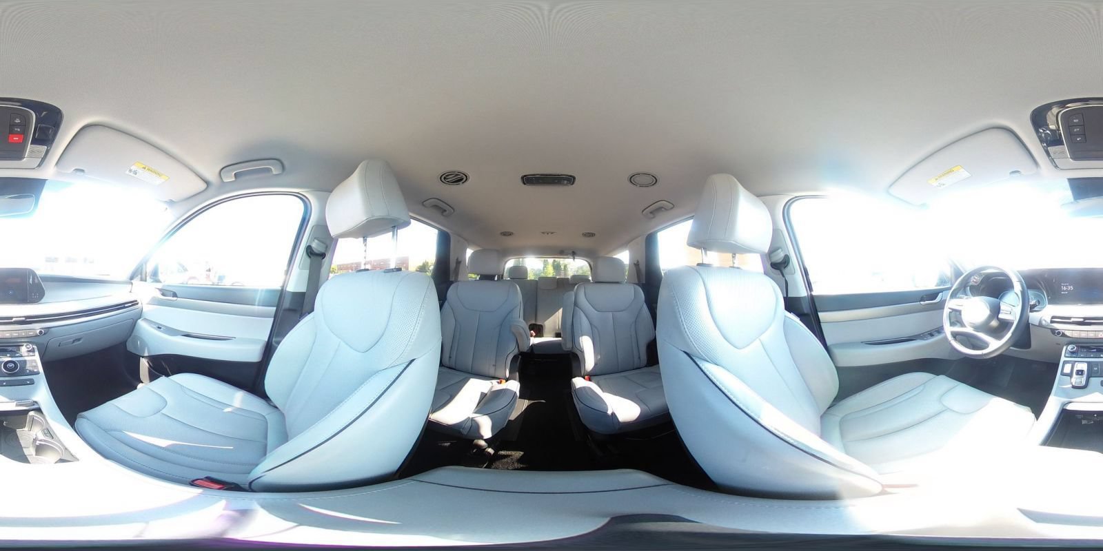Used 2025 Hyundai Palisade SEL FWD image 44