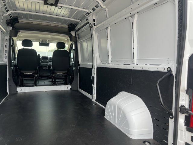 New 2026 RAM ProMaster 2500 w/ Convenience Group image 5