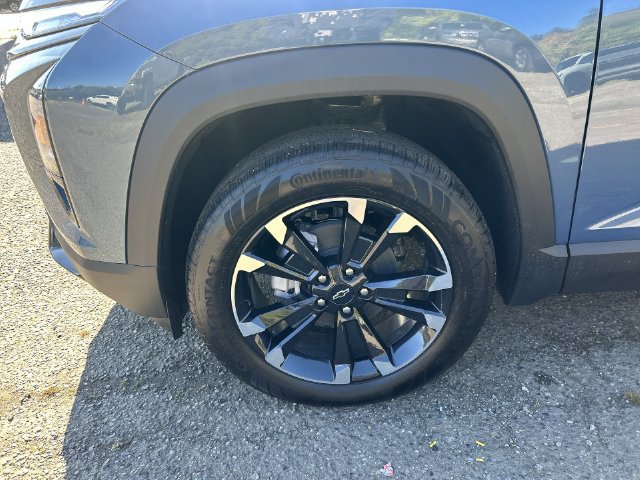 New 2027 Chevrolet Equinox RS w/ Safety and Technology Package AWD/4WD image 32