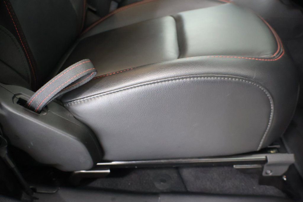 Used 2019 Jeep Wrangler Rubicon w/ LED Lighting Group image 22