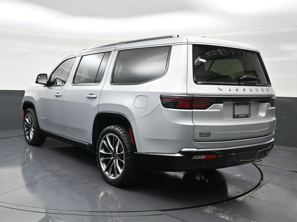 Used 2022 Jeep Wagoneer Series III w/ Premium Group I image 3