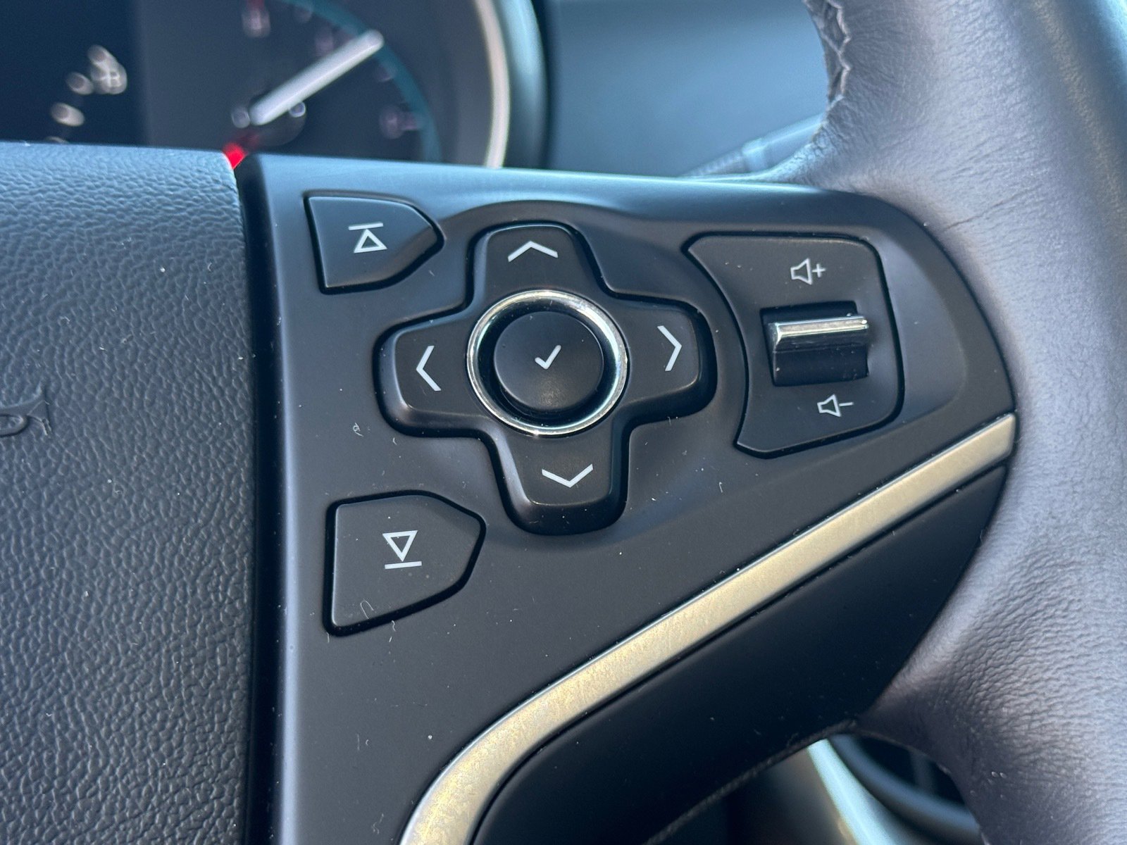 Used 2016 Buick LaCrosse Leather FWD image 15