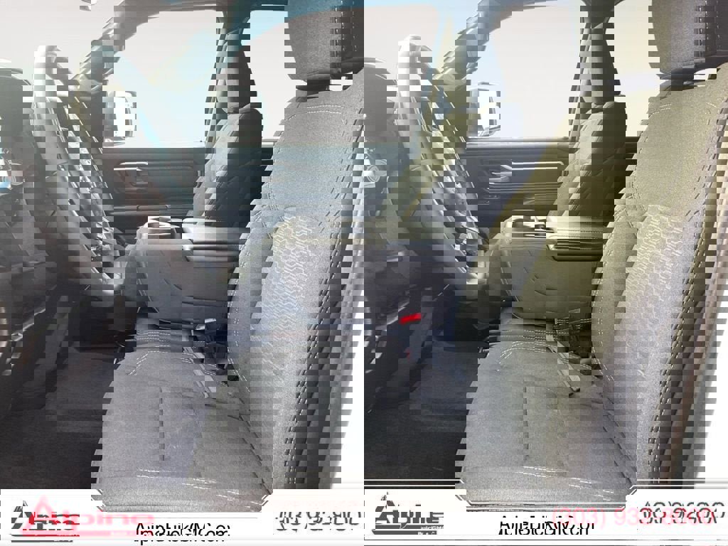 Used 2025 RAM 1500 Lone Star image 9