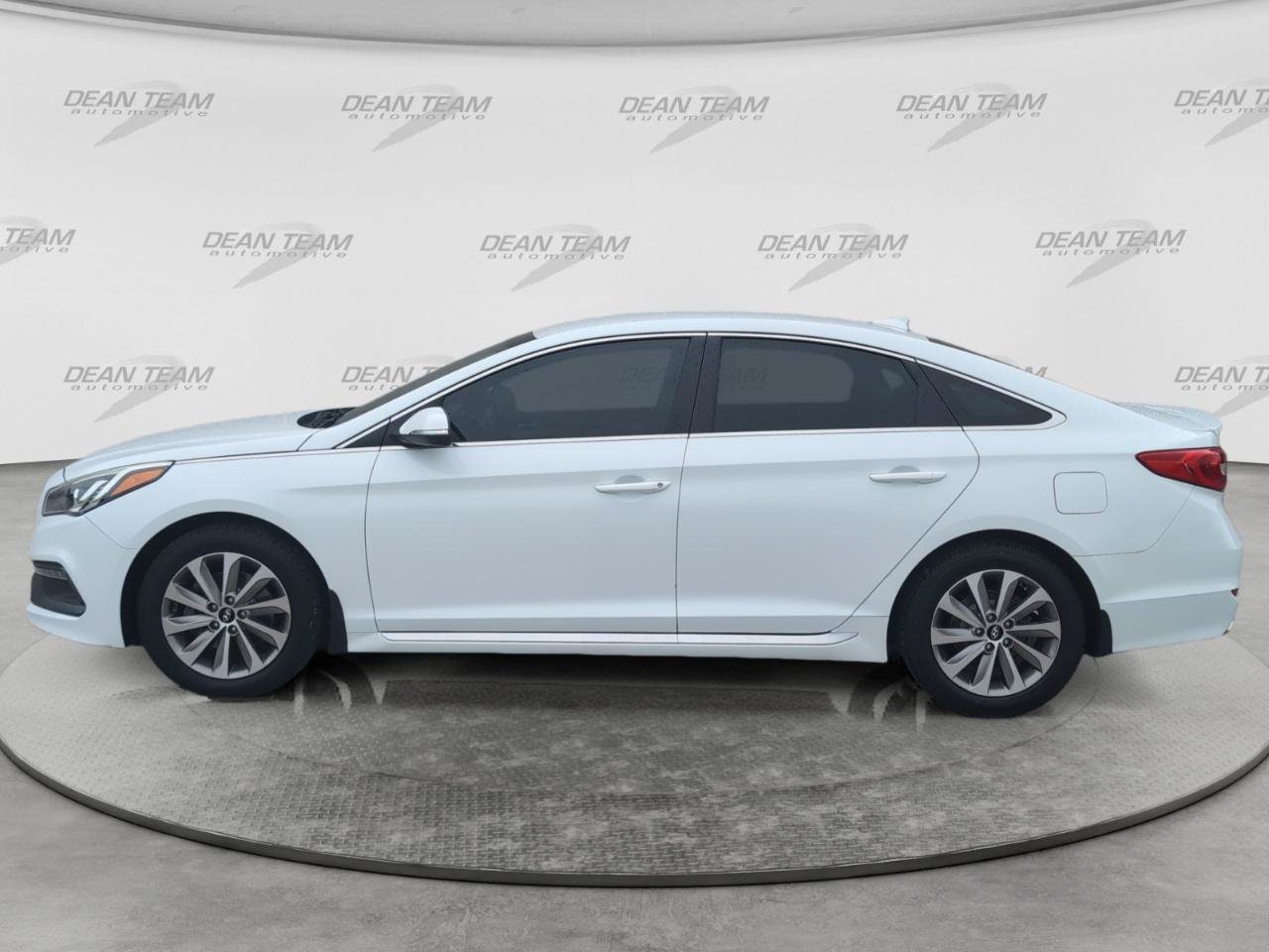 Used 2016 Hyundai Sonata Sport w/ Cargo Package FWD image 5