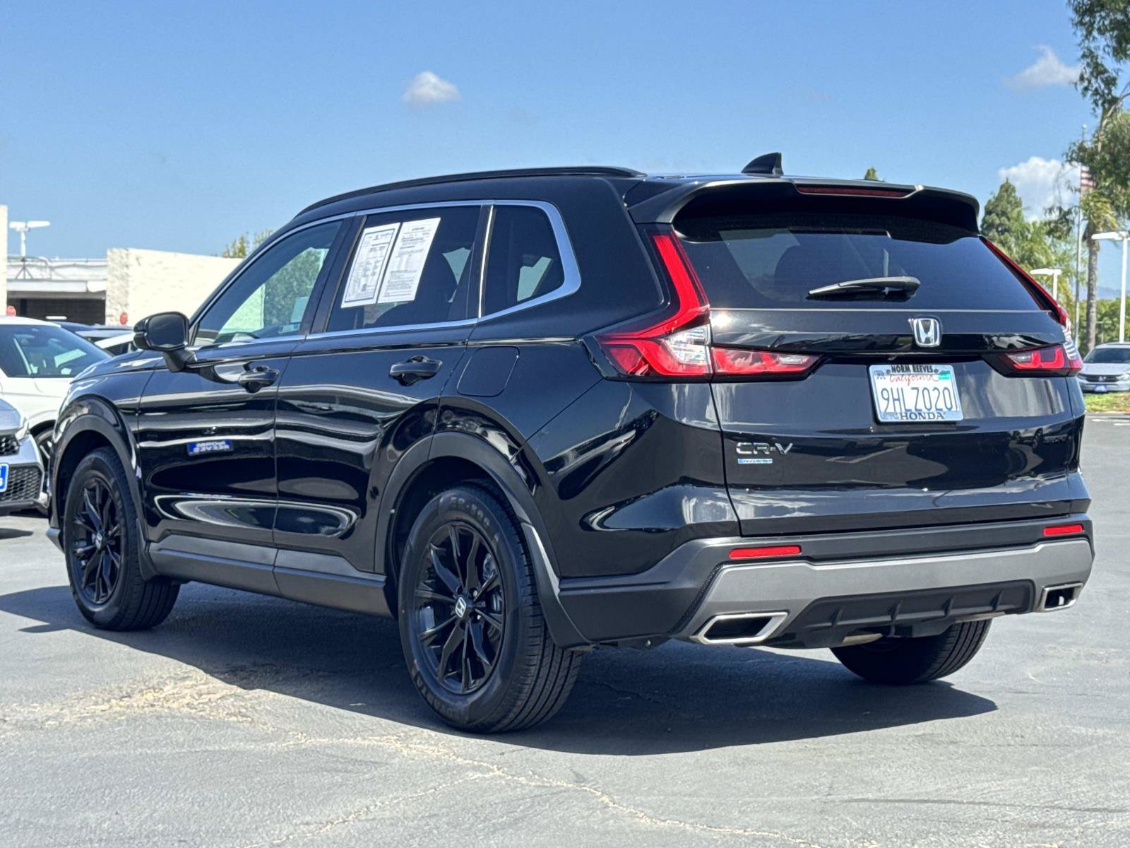 Used 2023 Honda CR-V Sport image 3