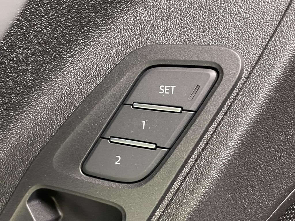 New 2026 Audi Q3 quattro 2.0T AWD/4WD image 36