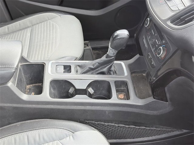 Used 2018 Ford Escape SE w/ SE Sport Appearance Package image 5