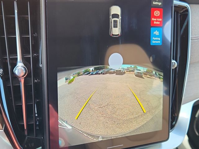 New 2026 Volvo XC90 B6 Core w/ Protection Package image 21