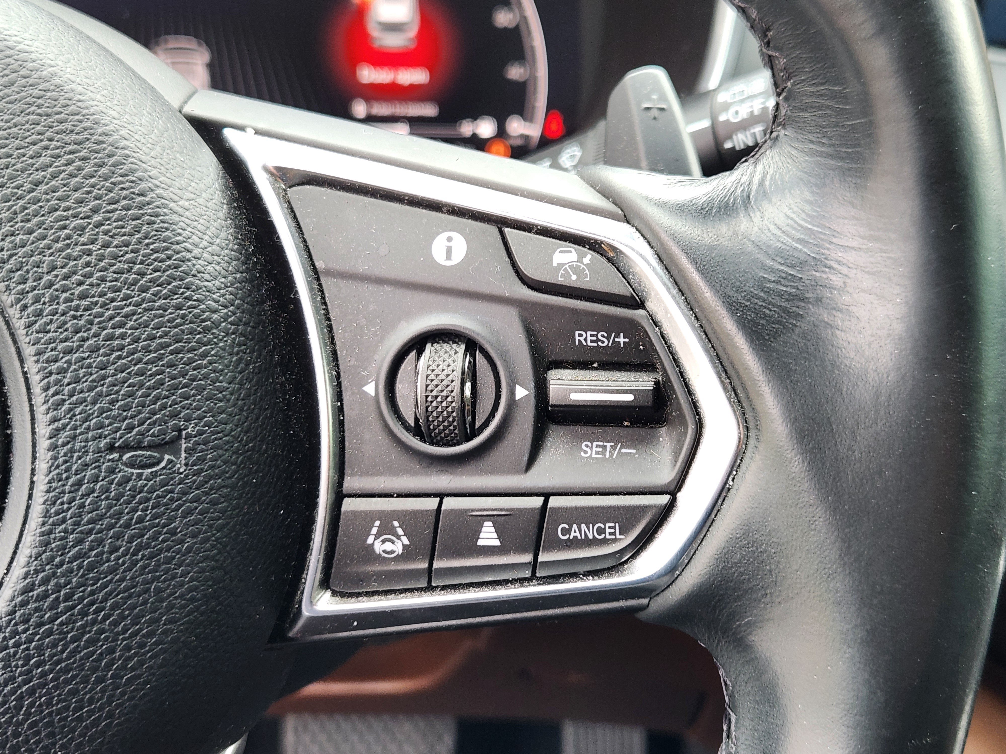 Certified 2024 Acura MDX w/ Technology Package AWD/4WD image 26