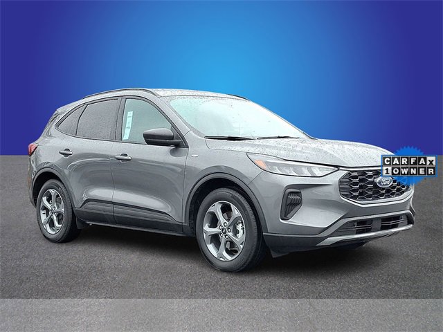 Used 2025 Ford Escape ST-Line image 3