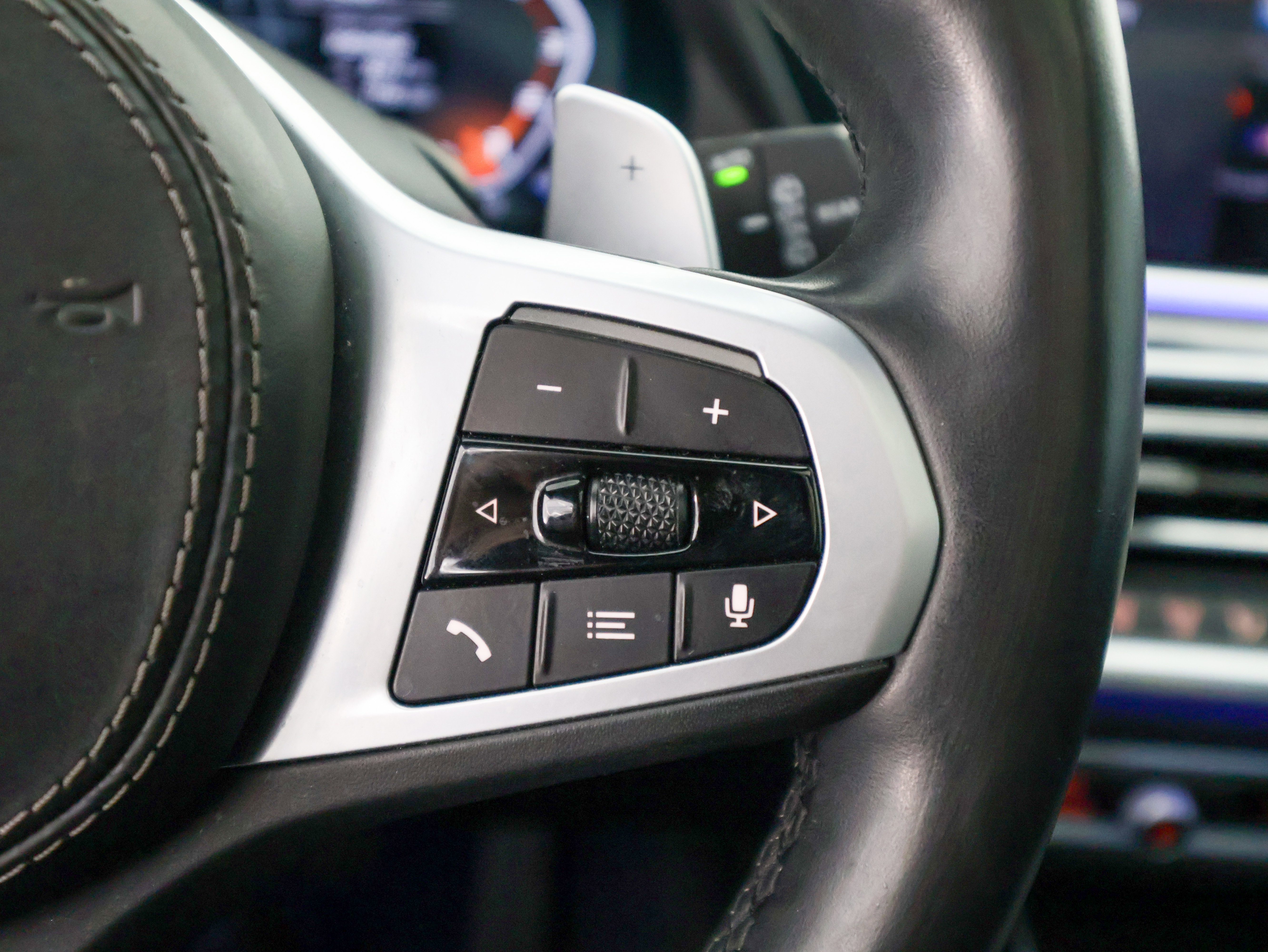 Used 2021 BMW X7 M50i image 48