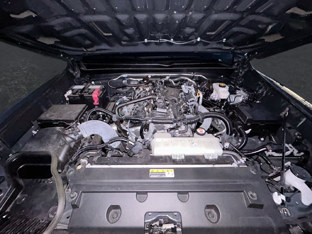 Used 2025 Toyota Tacoma SR5 AWD/4WD image 33