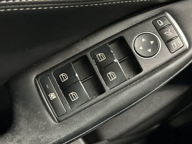 Used 2018 INFINITI QX30 Premium w/ Technology Package FWD image 20