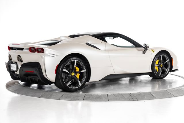 Used 2023 Ferrari SF90 Spider AWD/4WD image 2