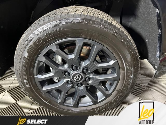 Used 2025 Toyota Tundra Platinum AWD/4WD image 23