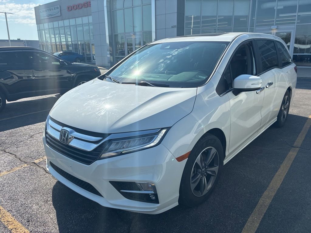 Used 2019 Honda Odyssey Touring video 2