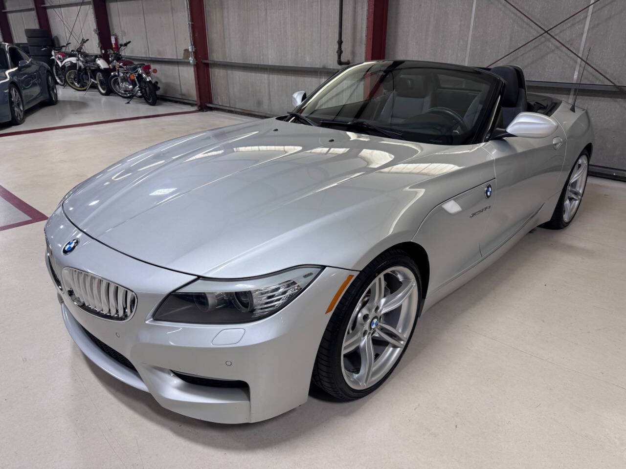 Used 2011 BMW Z4 sDrive35is RWD image 35