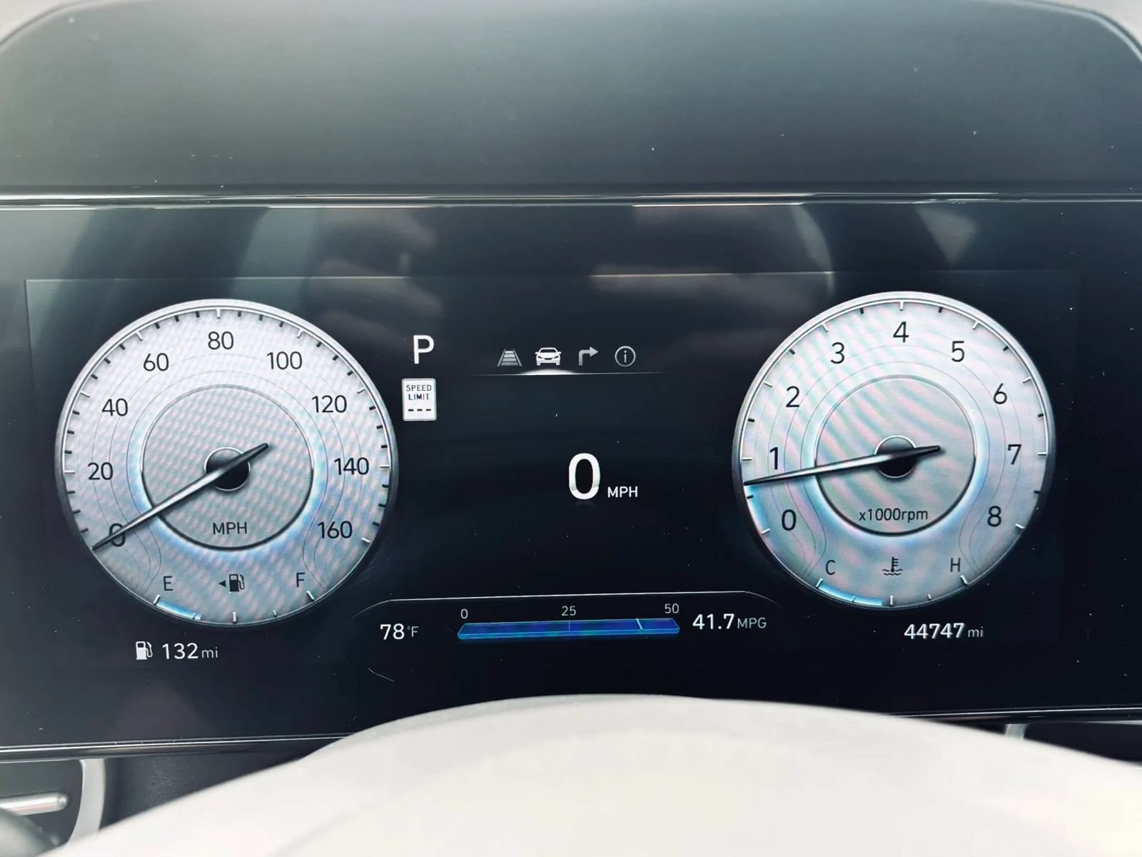 Used 2024 Hyundai Elantra SEL FWD image 5