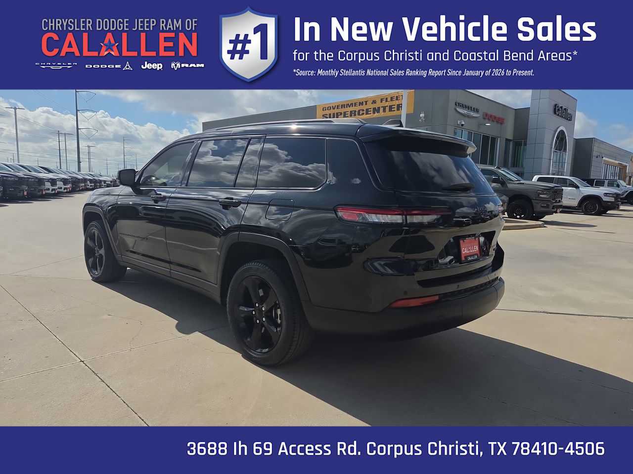 Used 2024 Jeep Grand Cherokee L Limited w/ Black Appearance Package AWD/4WD image 12