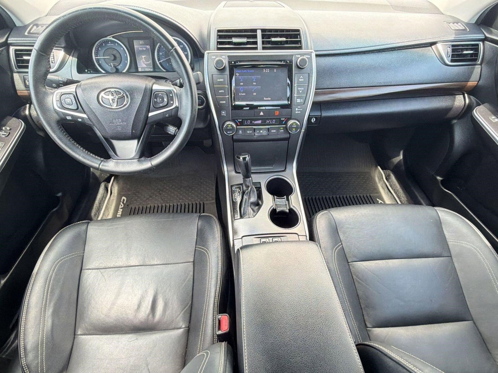 Used 2017 Toyota Camry XLE w/ Moonroof Package FWD image 14