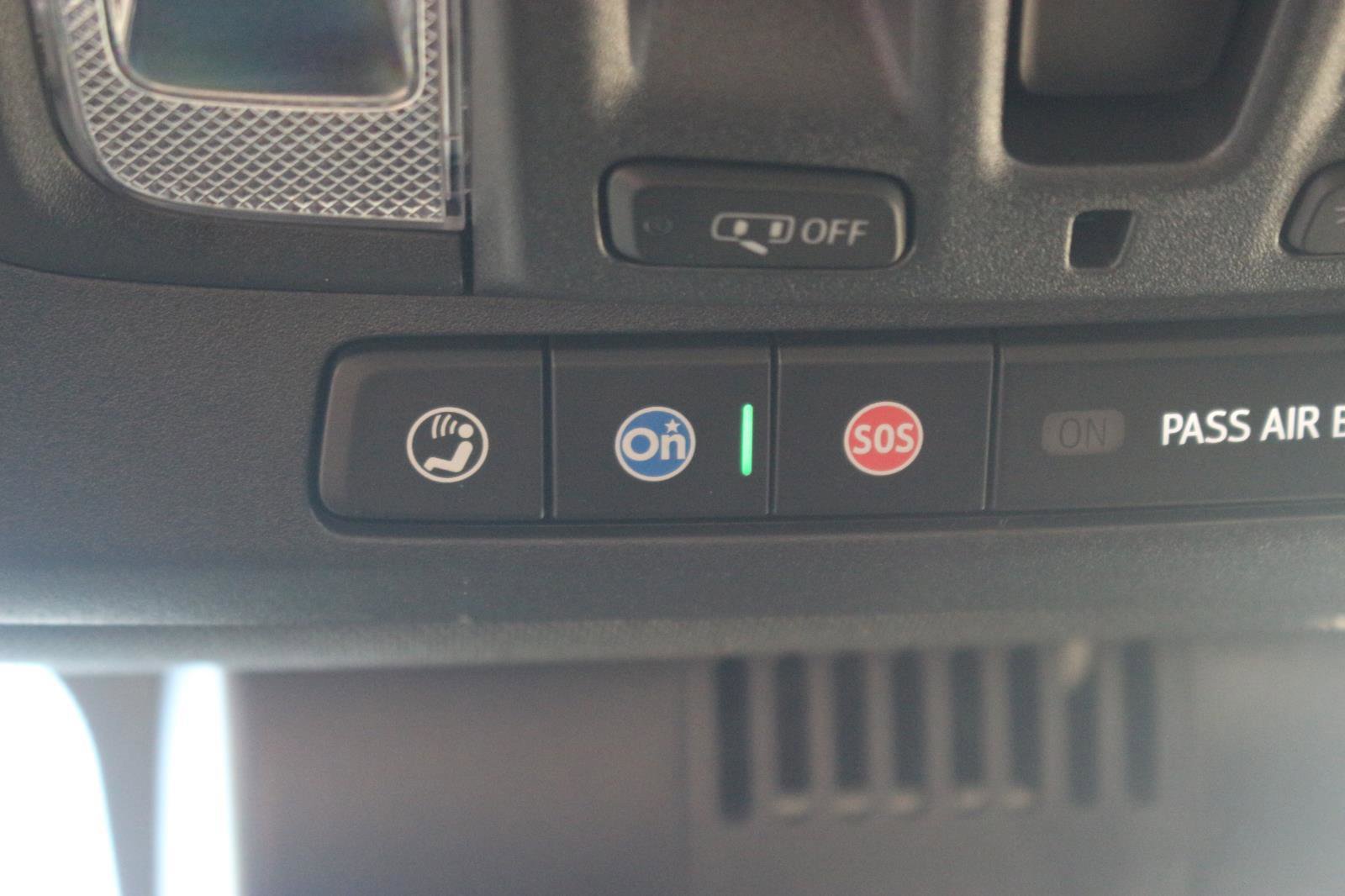 Used 2025 Chevrolet Silverado 1500 ZR2 w/ Technology Package image 36