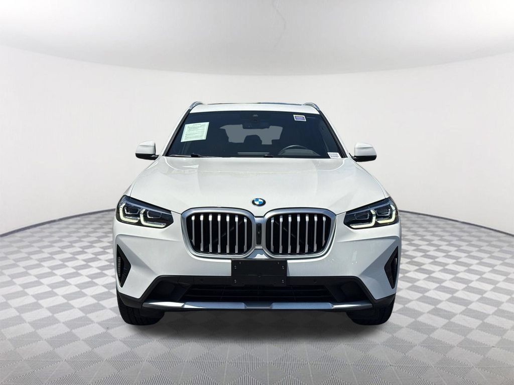 Used 2024 BMW X3 sDrive30i w/ Convenience Package RWD image 2
