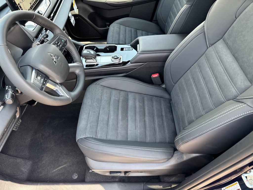 New 2026 Mitsubishi Outlander SE FWD image 24