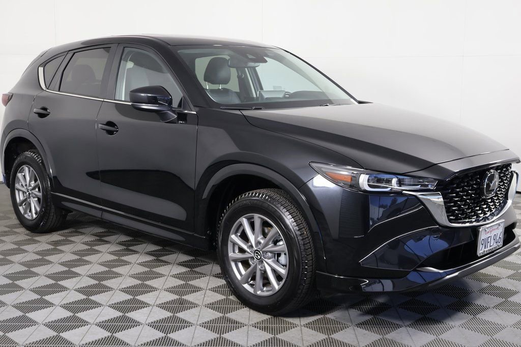 Used 2025 MAZDA CX-5 AWD 2.5 S w/ Preferred Package image 4