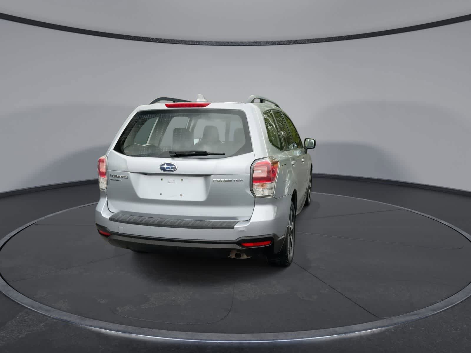 Used 2018 Subaru Forester 2.5i w/ Alloy Wheel Package AWD/4WD image 7