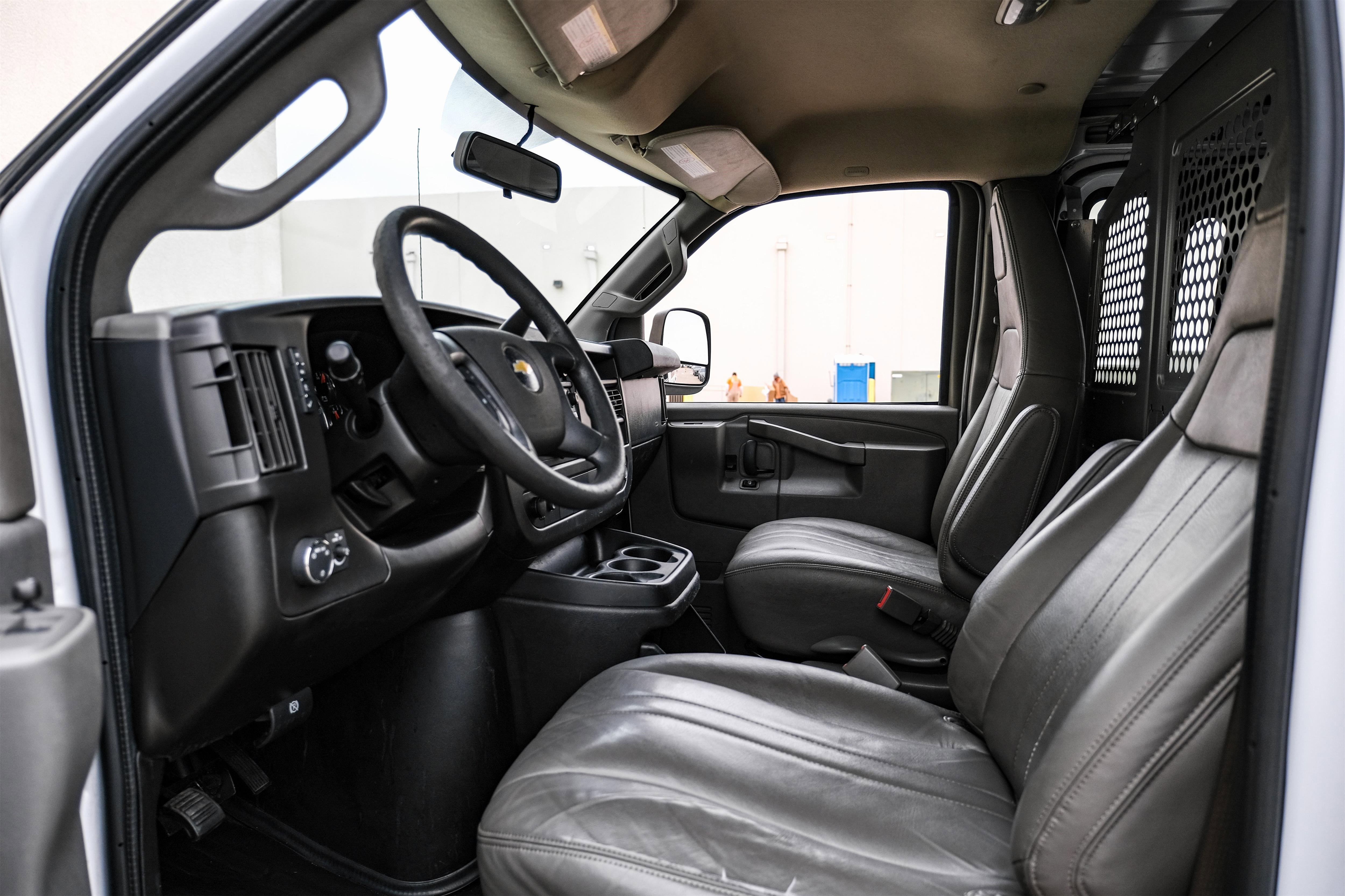 Used 2021 Chevrolet Express 2500 w/ Driver Convenience Package image 3