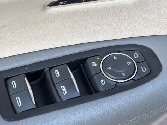 Used 2017 Cadillac XT5 Luxury w/ LPO, Wheel Lock Package image 13