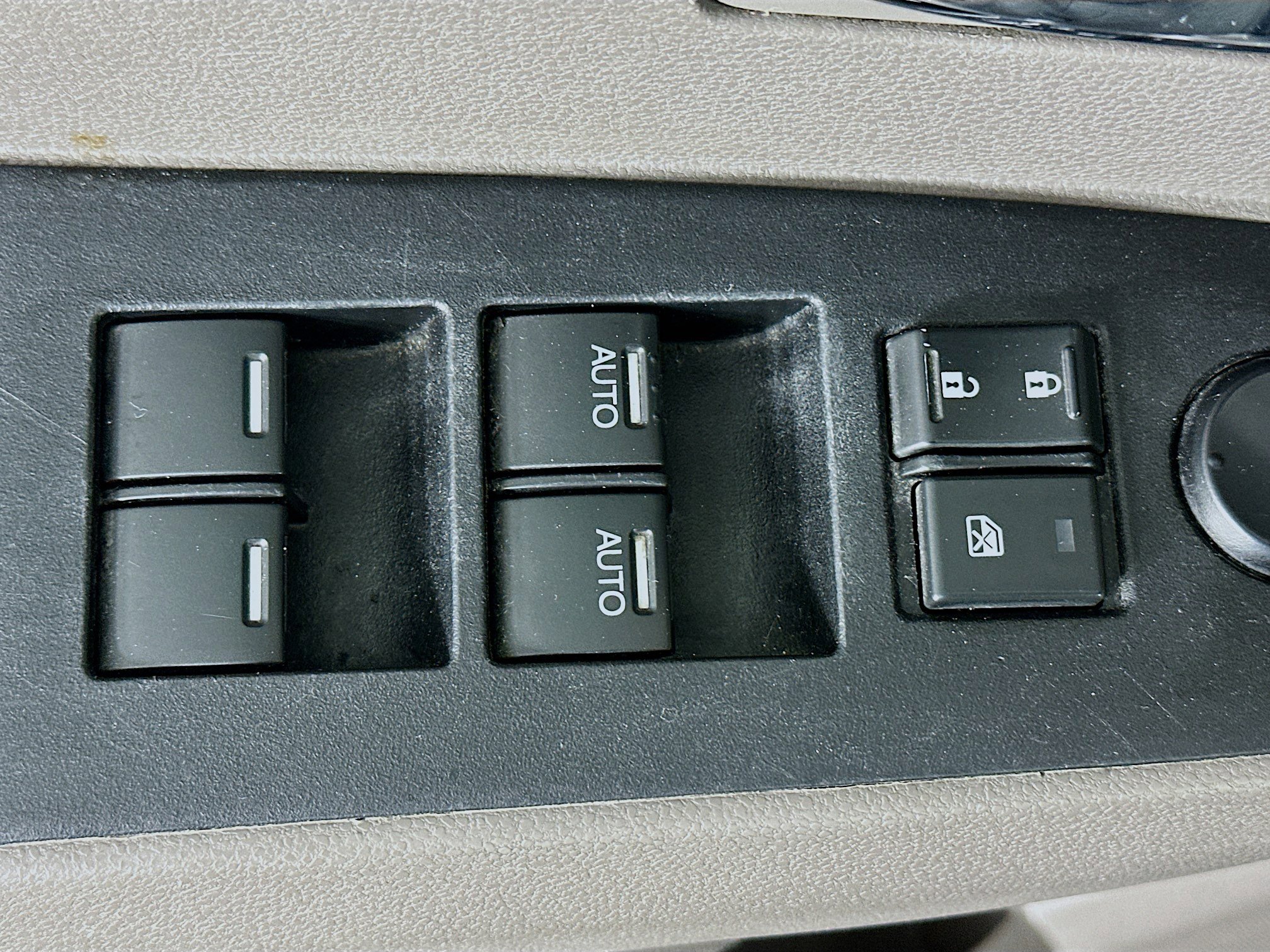 Used 2014 Honda Odyssey EX-L image 15