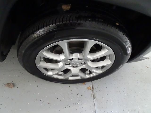 Used 2022 Jeep Compass Latitude w/ Sun and Sound Group image 31