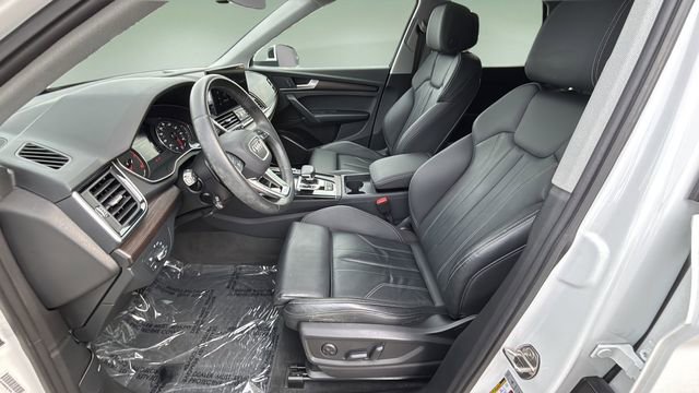Used 2024 Audi Q5 2.0T Premium w/ Convenience Package image 18