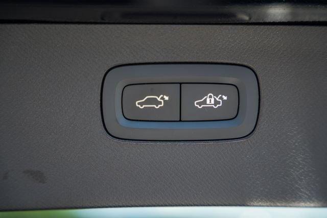 Certified 2024 Volvo XC90 B6 Ultimate AWD/4WD image 11