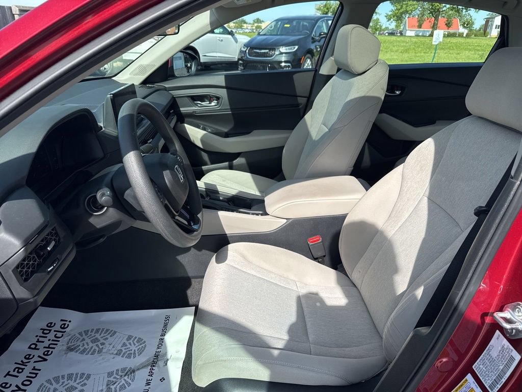 Certified 2024 Honda Accord EX image 25