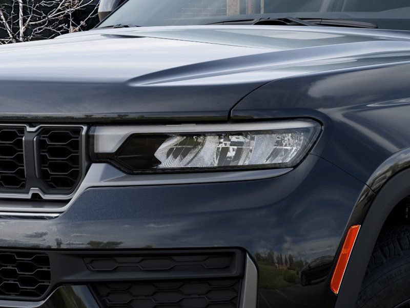 New 2026 Jeep Grand Cherokee Altitude AWD/4WD image 10