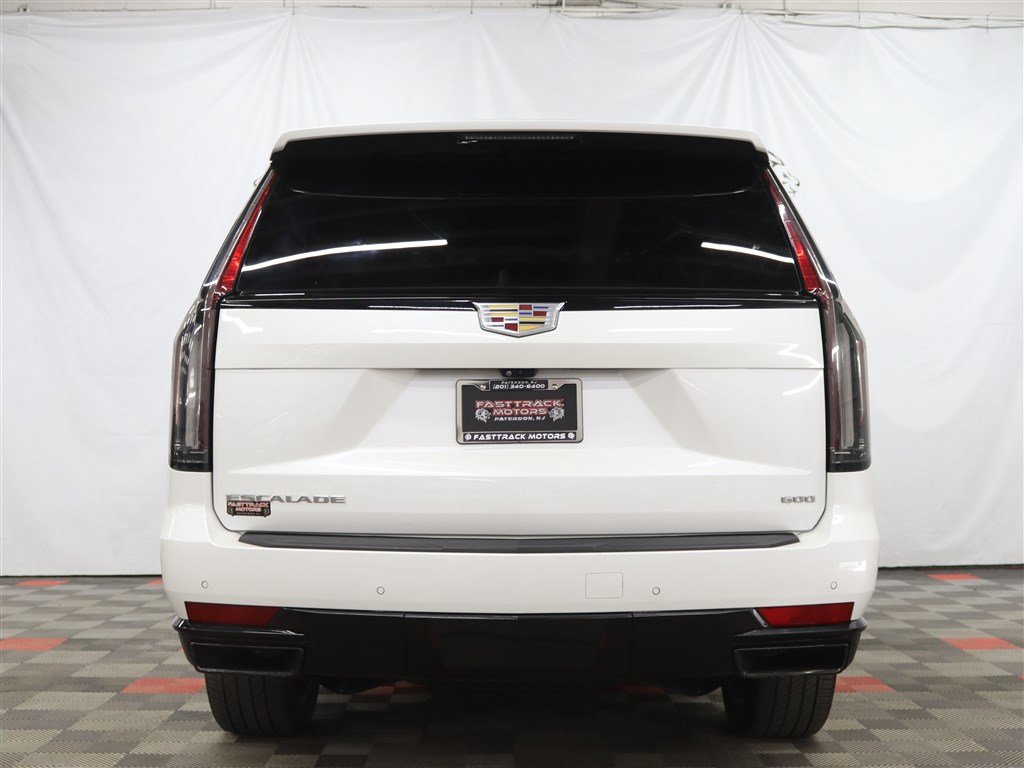 Used 2022 Cadillac Escalade ESV Sport Platinum AWD/4WD image 5