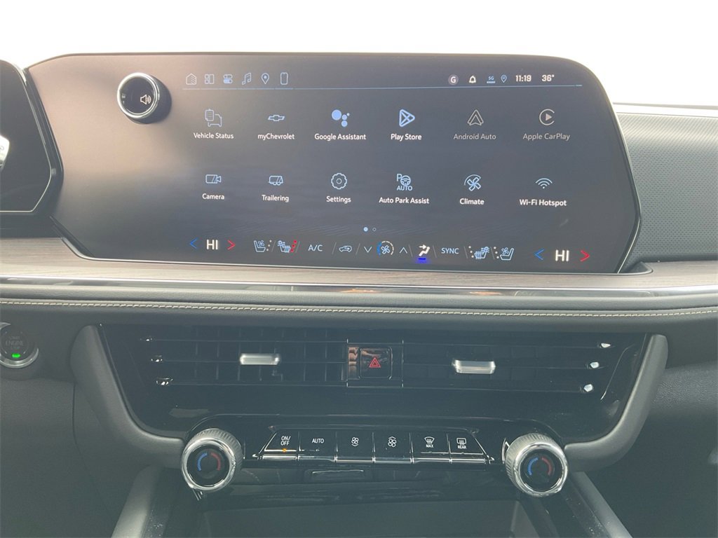 New 2026 Chevrolet Suburban Premier image 12