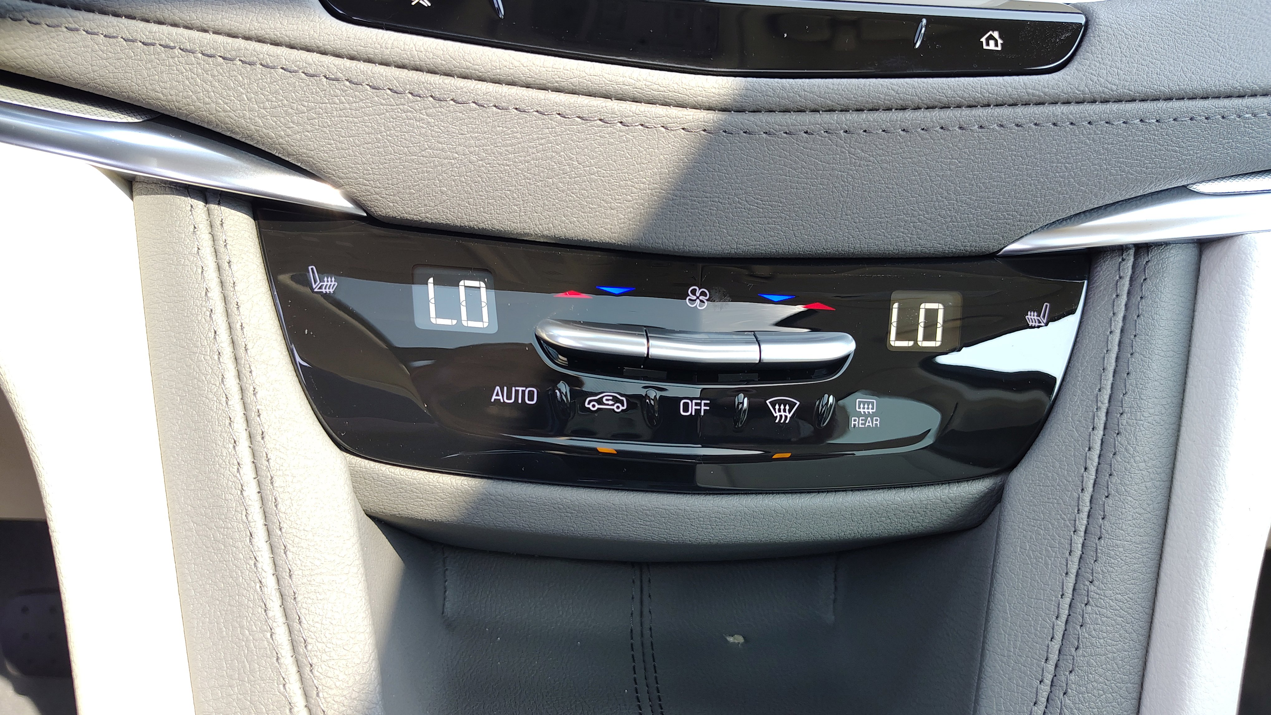 New 2025 Cadillac XT5 Premium Luxury w/ Technology Package image 30